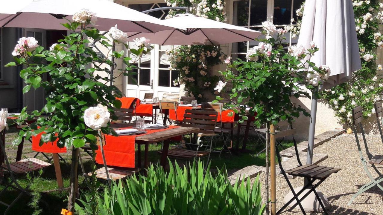 Logis Hotel Restaurant Relais De La Mothe Yzeures-sur-Creuse Екстериор снимка